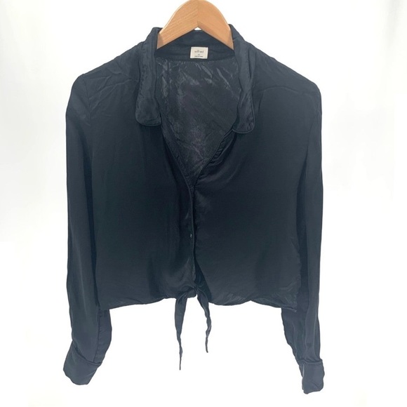 Aritzia Wilfred Silky Collared Blouse Tie Front - Picture 3 of 7